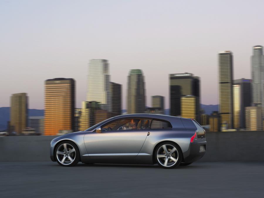  Volvo 3CC Concept 2004 года  (фото 25 из 48)